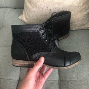 Maurice’s Black Crochet Lace Combat Booties size 6